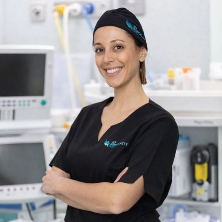 dottoressa francesca riccardi myrhinoplastydoc